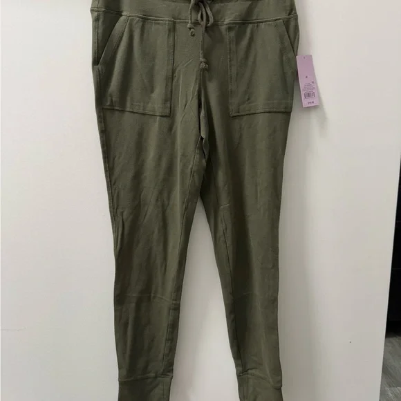 Wild Fable Olive Joggers - Picture 2 of 4